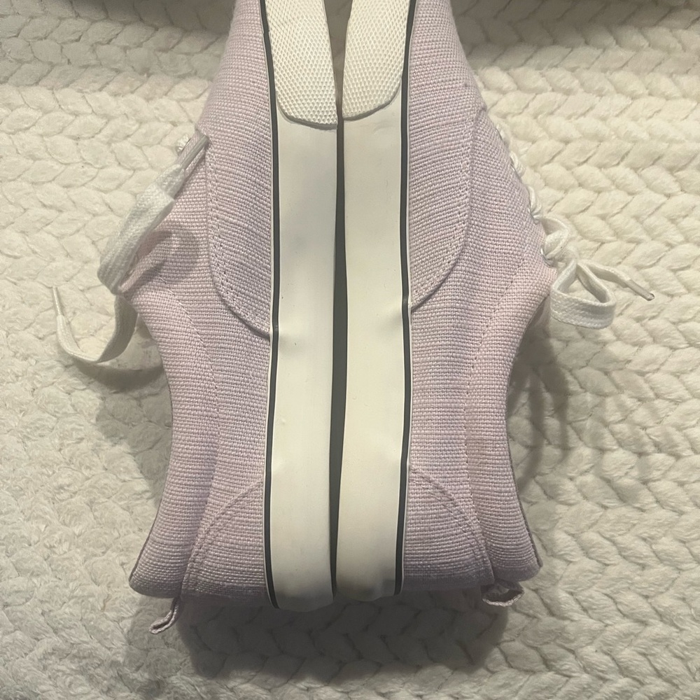 Universal Thread Light Purple Canvas Sneakers - Picture 8 of 14